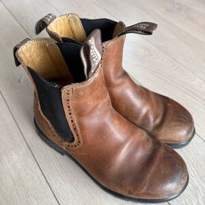 Blundstone Women’s Chelsea Boot Size 3 AU/US 6 Camel Brown Round Toe